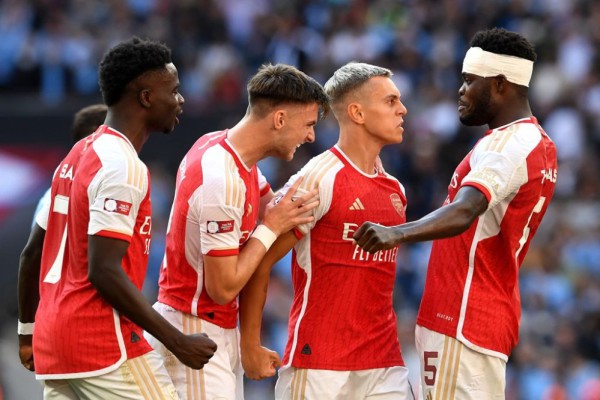 Dramatis, Arsenal Juara Community Shield Usai Bekuk ManCity