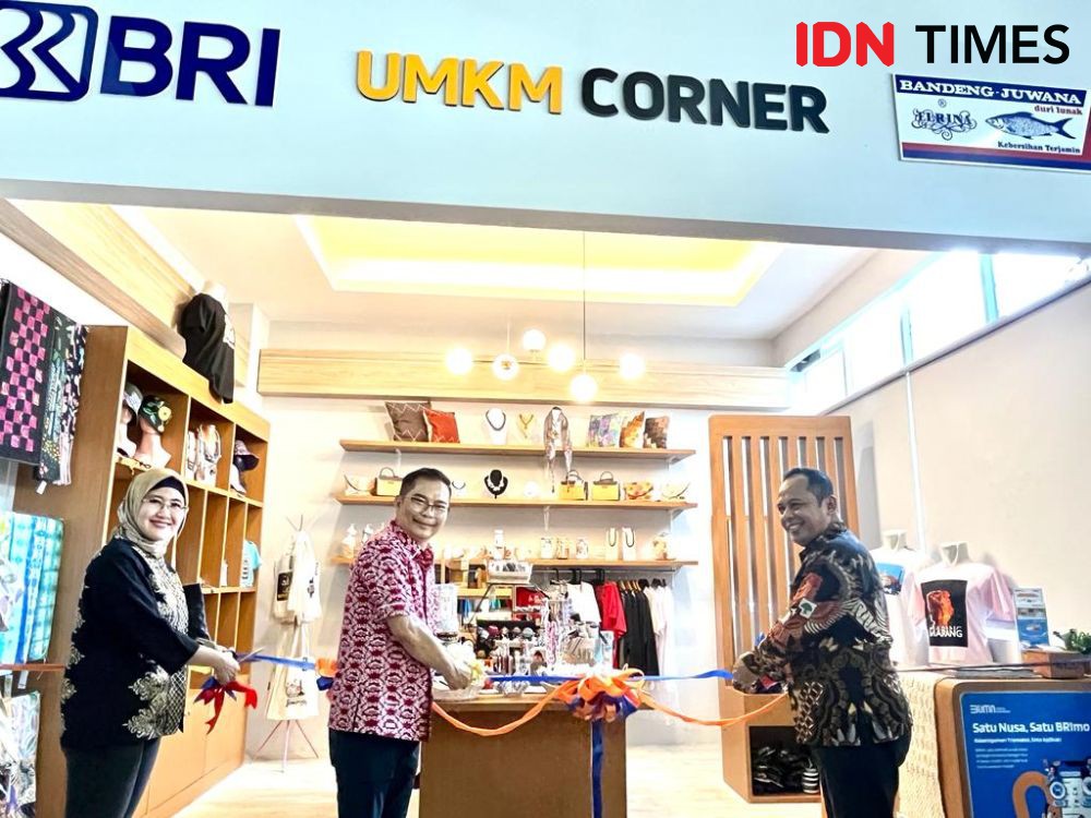 BRI Perluas Pasar Produk UMKM Binaan di Toko Oleh-Oleh Semarang