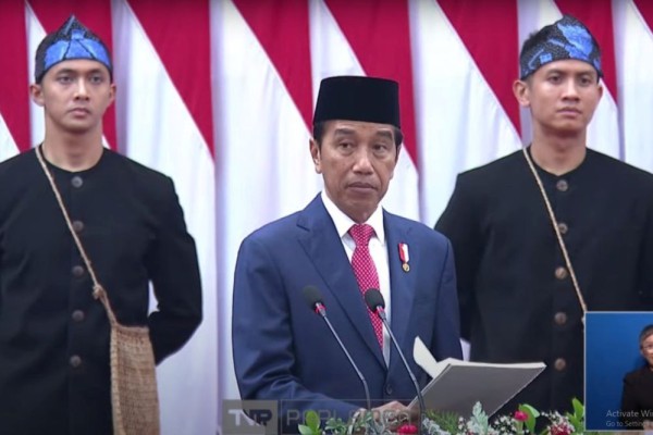 Jokowi: Dampak TikTok Shop Membuat UMKM Anjlok