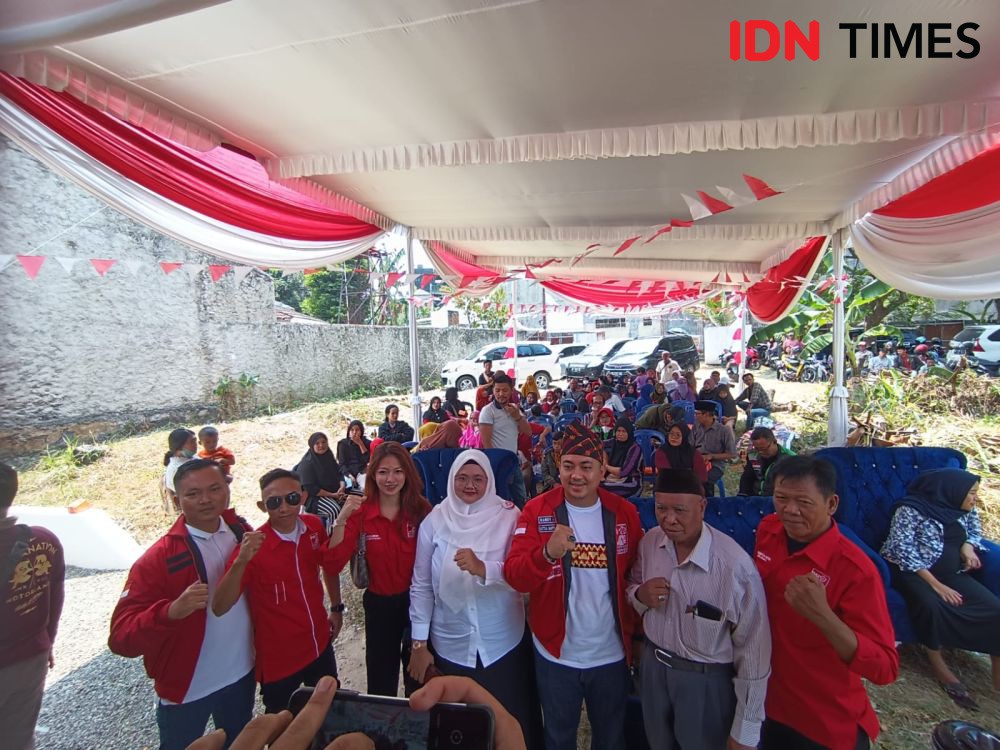 Semarak HUT 78 RI, Bappilu PSI Bandar Lampung Bagi 780 Kacamata