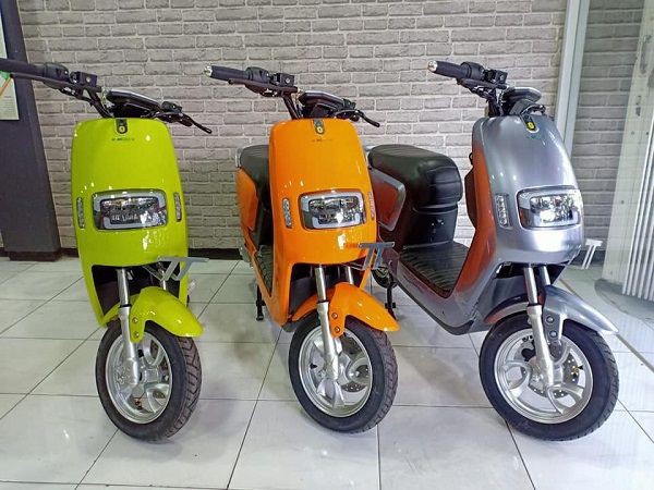 15 Motor Listrik Di Indonesia Terbaru Yang Bisa Dibeli