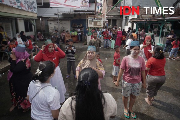 Kompaknya Kampung Aur, Meriahkan Kemerdekaan Meski Kena Banjir