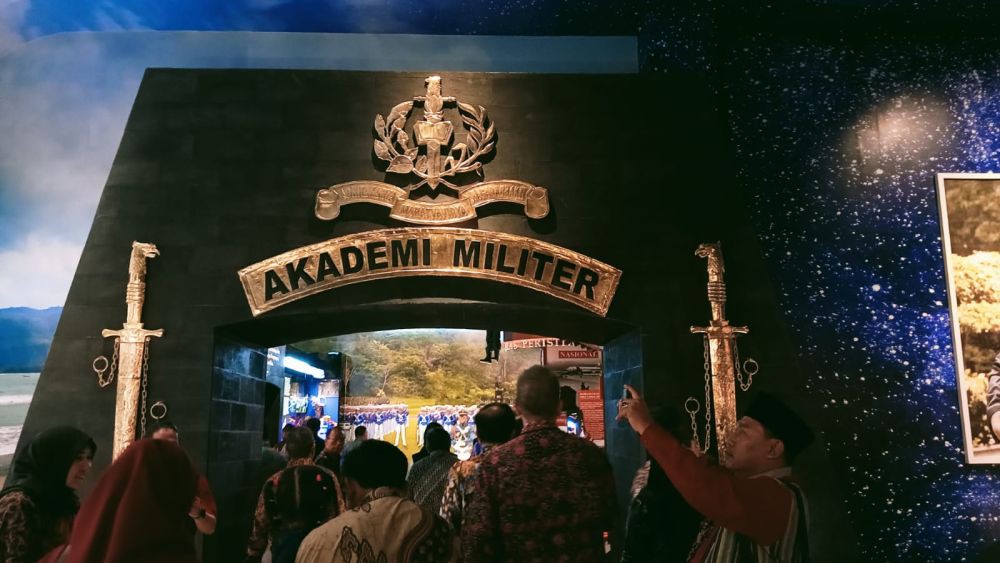 Potret Isi Museum dan Geleri SBY - Ani di Pacitan