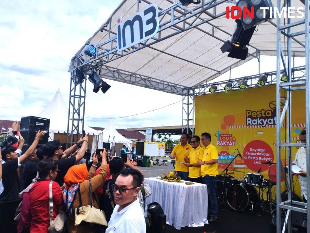 Lomba Tradisional Khas Agustusan Meriahkan Pesta Rakyat IM3 di Medan