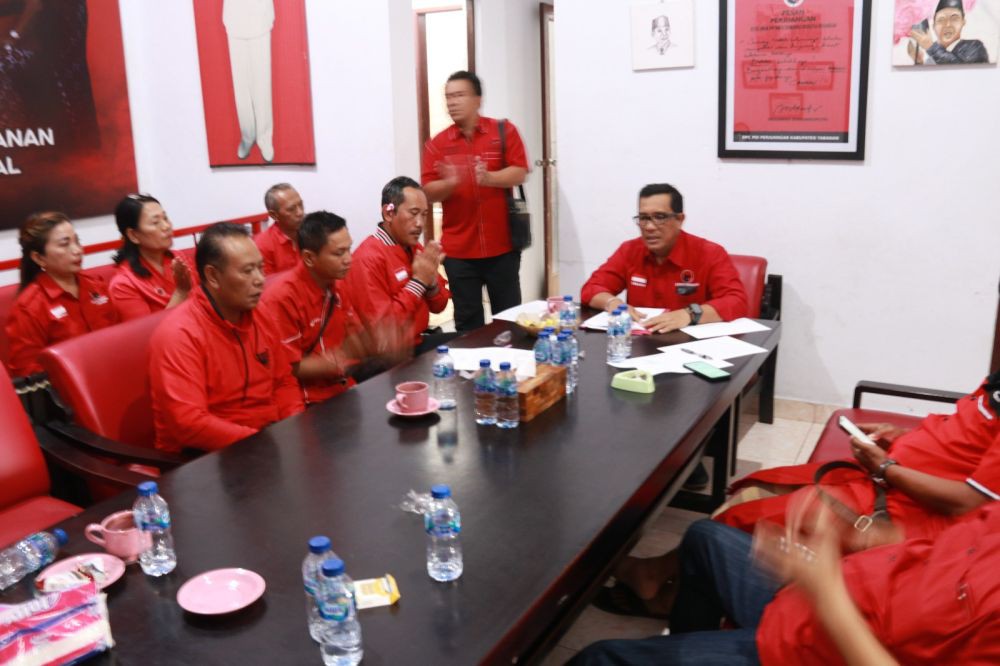 Kader Senior PDIP Tabanan Pindah ke Gerindra, Usul Dipecat