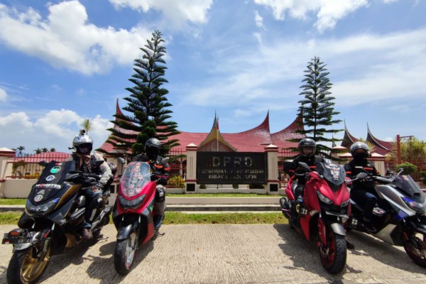 Tips Touring Motor Jarak Jauh ala Yamaha N-Max Club Indonesia Medan
