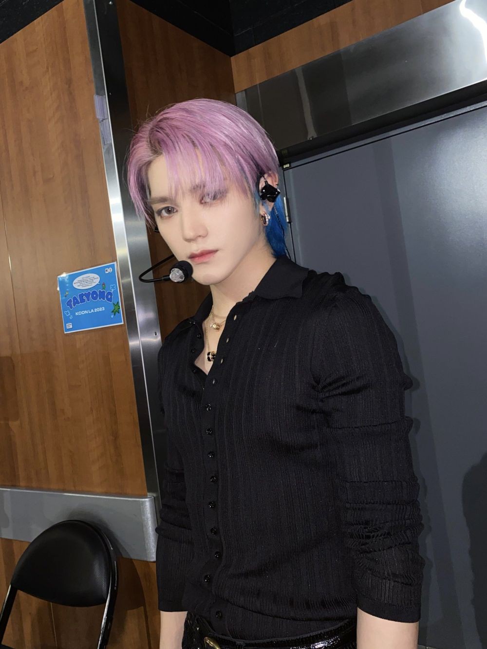 8 Fakta Aksesori Taeyong di KCon LA, Bikin Fans Kaget