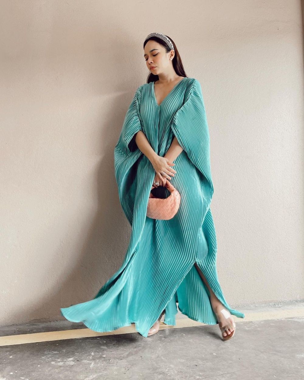 Inspirasi Dress Dan Kebaya Nora Danish Aura Mewah