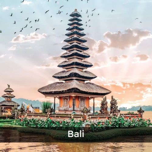 [QUIZ] Pilih Bali atau Lombok, Destinasi Wisata Ini Cocok untukmu!