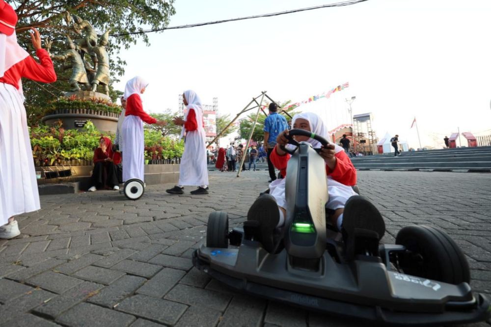 Ada Gokart dan Hoverboard Gratis di F8 Makassar, Ayo Coba!