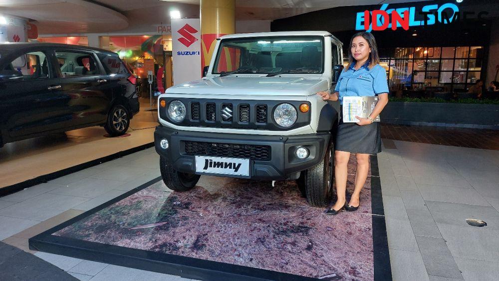 Suzuki Pamerkan Lima Passanger Car Unggulan di Plaza Balikpapan