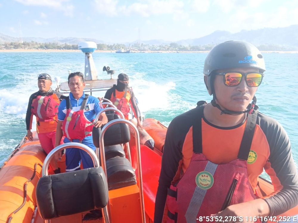 Tim SAR Hentikan Pencarian Pemancing Terseret Ombak di Lombok Tengah 