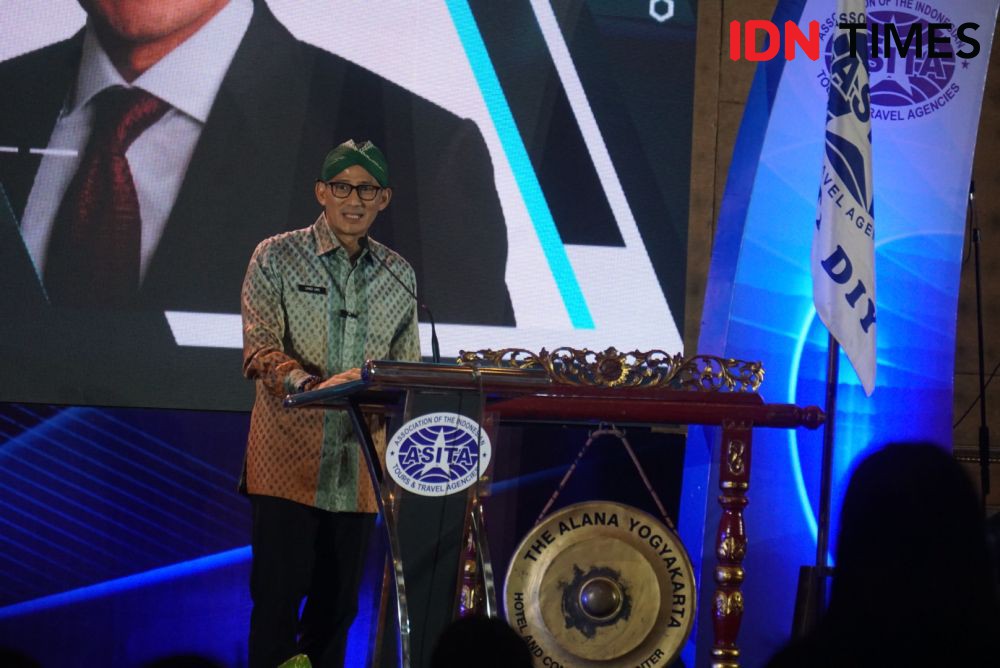 Menparekraf Optimis Tahun Ini Indonesia Kedatangan 10 Juta Wisman  