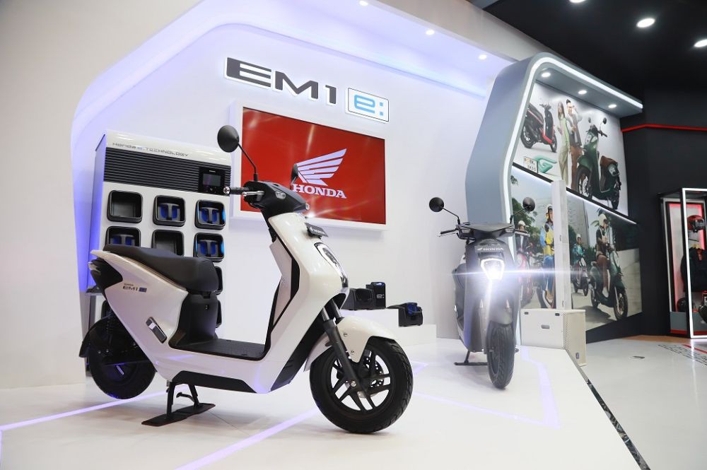 AHM Akhirnya Luncurkan Sepeda Motor Listrik Honda EM1 e: