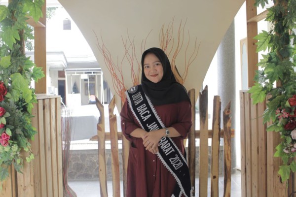 Kisah Irma Khairani Jadi Duta Baca hingga Membangun Taman Baca
