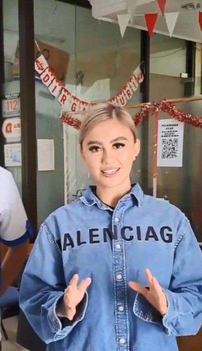 7 Momen Agnez Mo Bikin KTP, Warganet Penasaran Hasil Fotonya