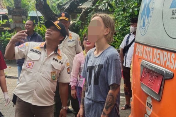 Gangguan Jiwa, 2 WNA Dikirim ke RSJ Bangli