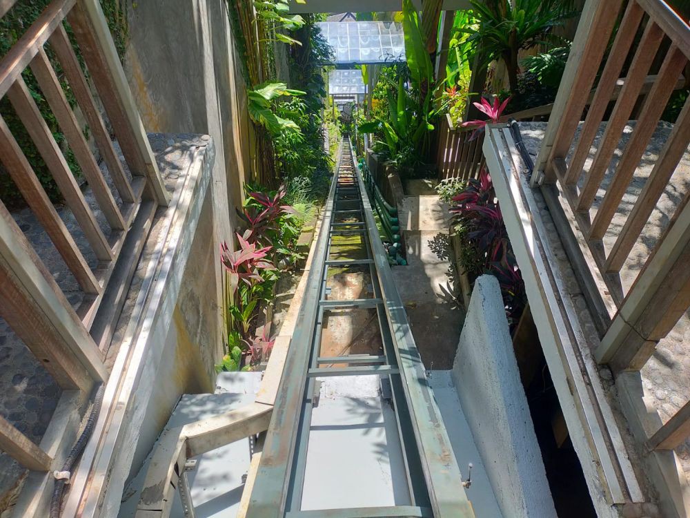 Lift Resort di Ubud Terjun ke Jurang 100 Meter, 5 Karyawan Tewas