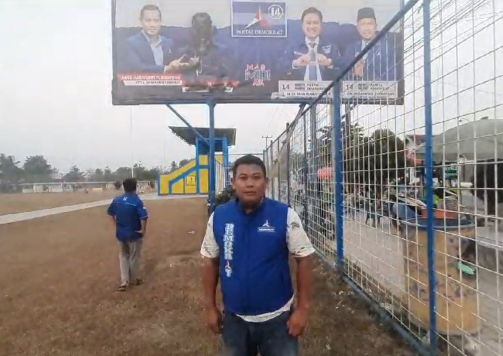 Tulis Pengkhianat! Kader Demokrat Lampung Tutup Wajah Anies di Baliho
