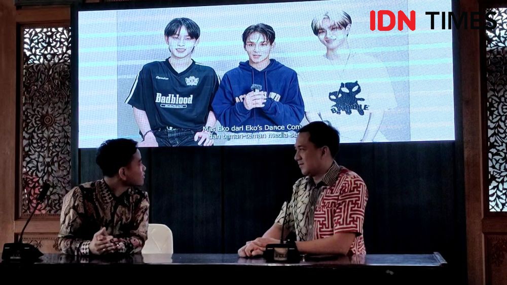 Konser Kpop di Pura Mangkunegaran, XODIAC Sepanggung Dengan Waljinah