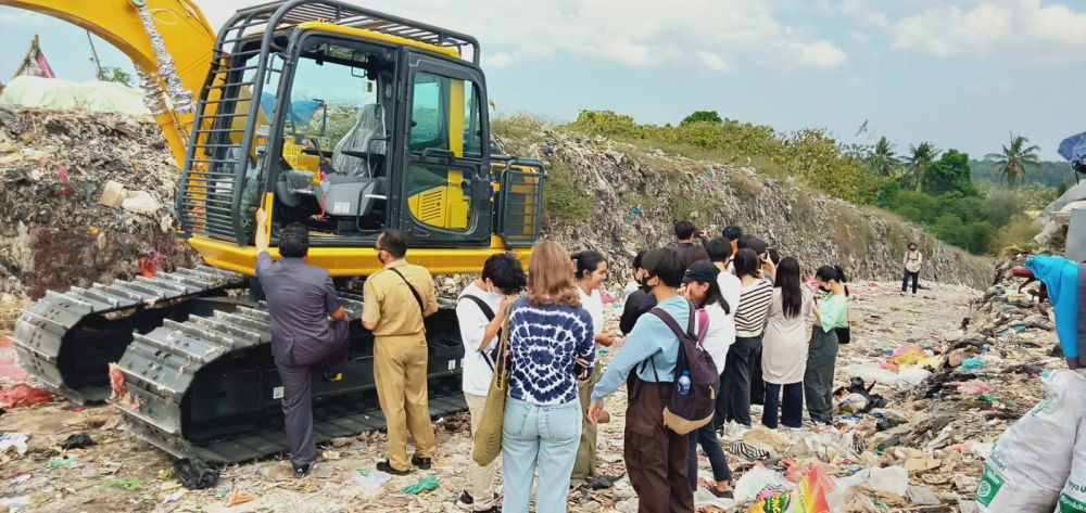 Tabanan Beli Alat Ekskavator dan Bulldozer Buat TPA Mandung