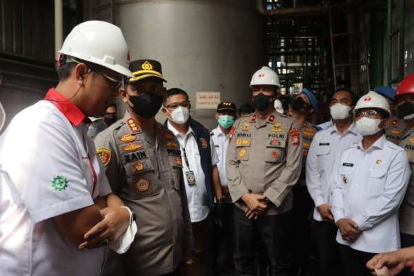 Polda Metro: Masih Ada Pabrik Gunakan Bahan Bakar Batu Bara