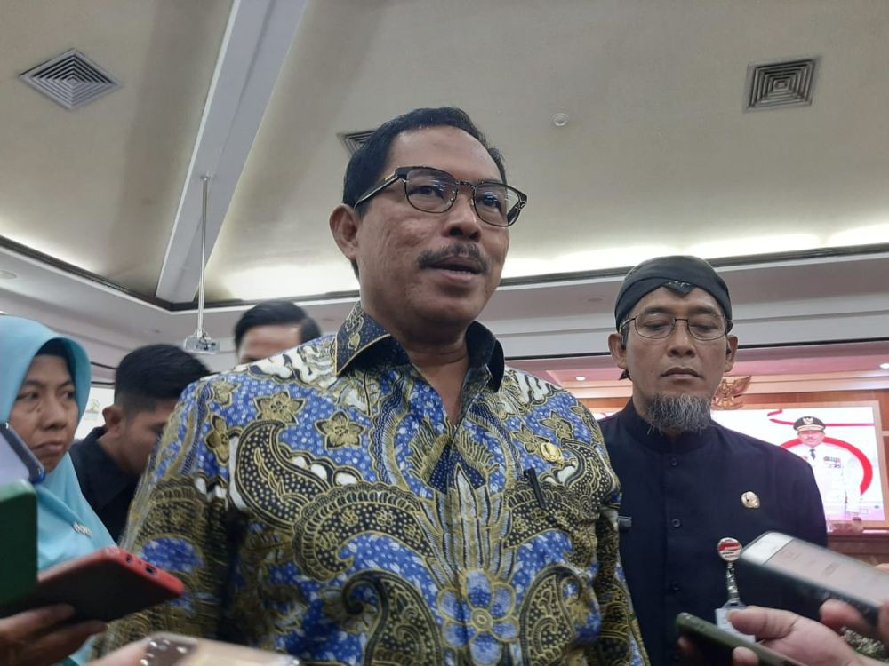 Nana Sudjana Perintahkan BPBD Jateng Atasi Dampak El Nino dan Karhutla