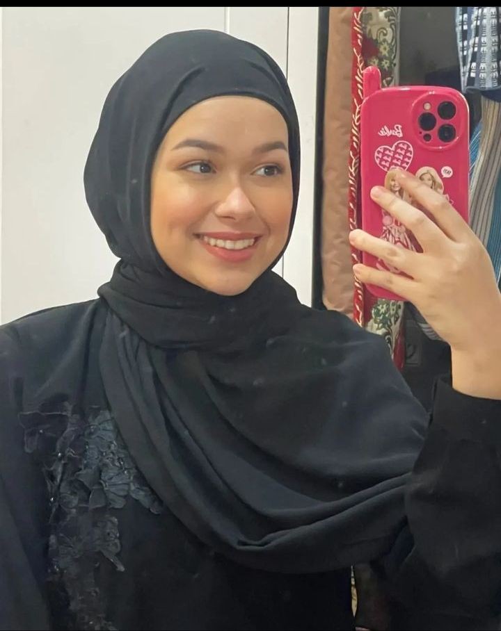 Rebecca Klopper Saat Pakai Hijab Dan Rajin Ikut Kajian