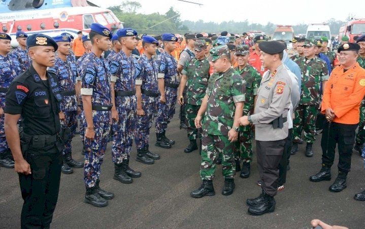 Kasad Jendral Dudung Abdurachman Cek Penanganan Karhutla di Sumsel