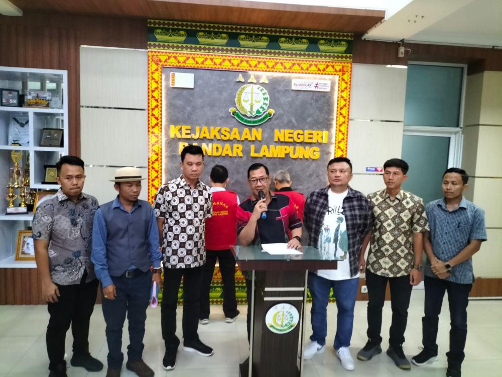 Kejari Bandar Lampung Ultimatum Satu Tersangka Korupsi Kontainer DLH!