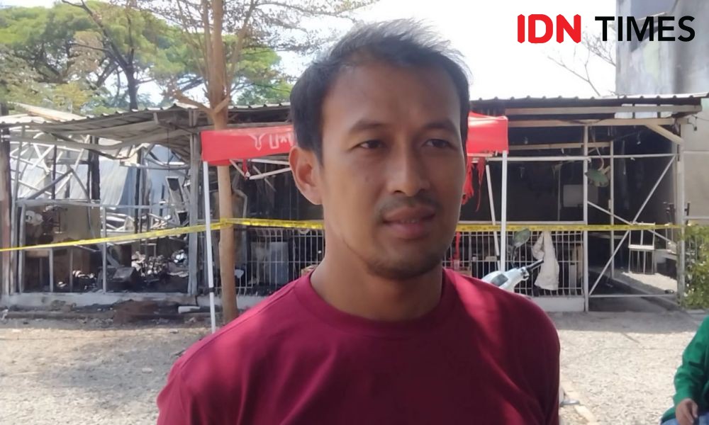 Empat Lapak Usaha di Makassar Hangus Terbakar