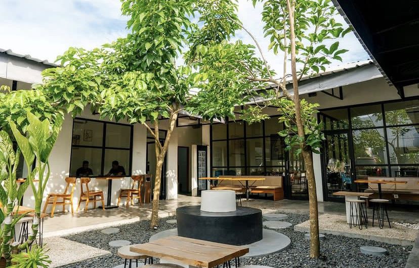 Rekomendasi 7 Cafe Hidden Gem di Enggal Bandar Lampung, Super Aestetik