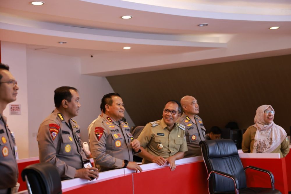 Kapolda Puji Danny Pomanto Pasang Ribuan CCTV di Makassar