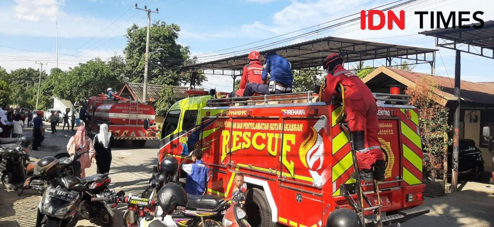 Rujab Dirlantas Polda Sulsel di Kompleks Brimob Terbakar