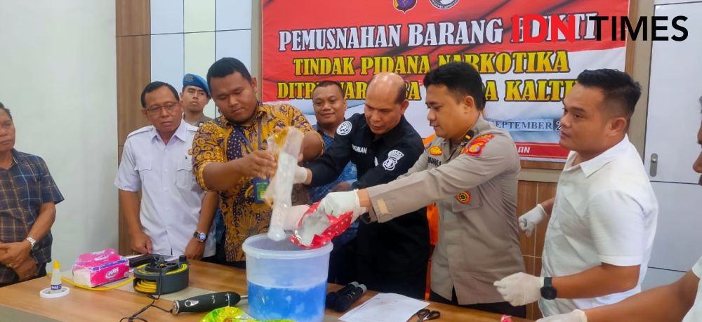 TKI Ilegal Kedapatan Menyelundupkan 3,7 Kg Sabu dari Malaysia