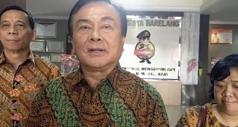 Bantah Tembakan Gas Air Mata ke Sekolah, Kompolnas: Karena Angin 