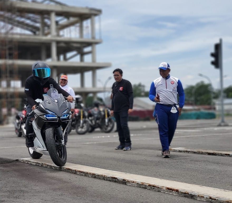 Komunitas Gabungan Honda Ikut Edukasi Safety Riding di ISRC Medan