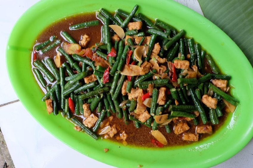 [QUIZ] Bisakah Kamu Membedakan Buncis dan Kacang Panjang Ini?