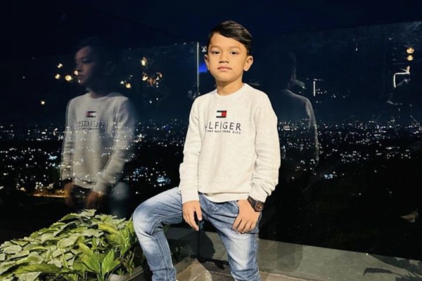 Biodata Nawid Yosufi, Kreator Cilik Viral yang Jago Bahasa Inggris