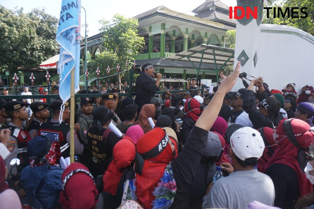 Digeruduk PKL Teras Malioboro 2, Singgih Janji Segera Temui Mereka