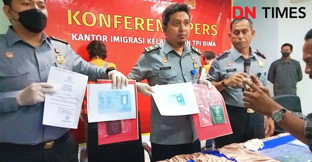 Lima WNA Ditahan Imigrasi Bima, Dua Orang Punya KTP Elektronik