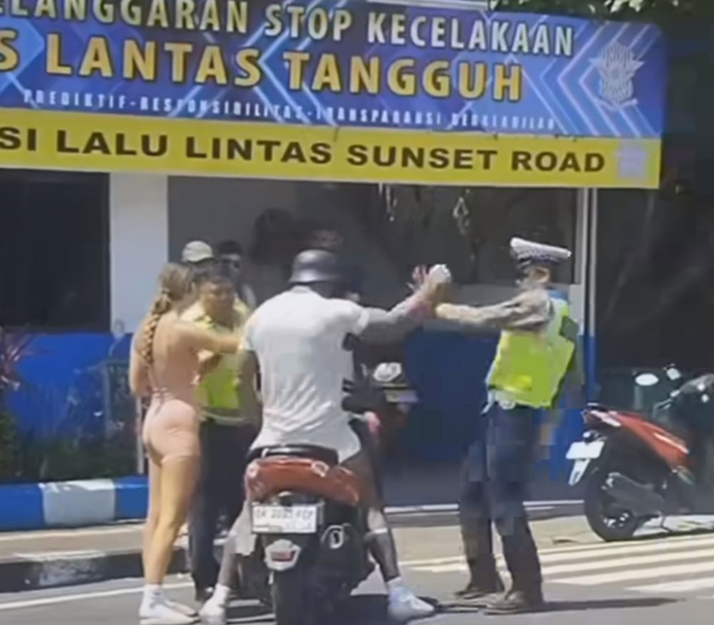 WNA Dorong Polisi di Bali Dideportasi, Masuk Daftar Tangkal