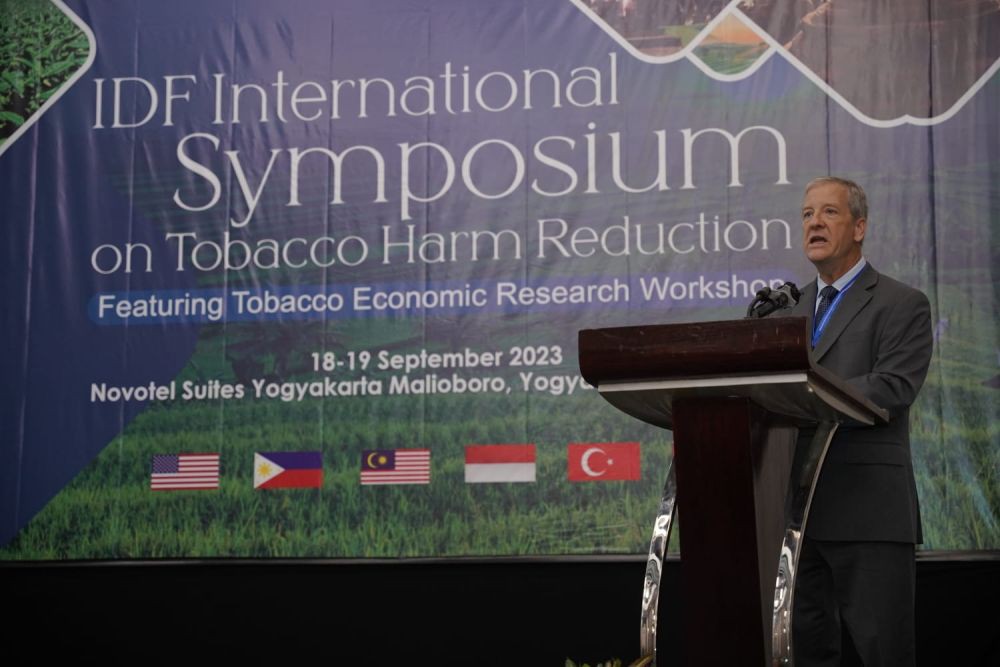 Peneliti Lintas Negara Kaji Produk Rendah Risiko Gantikan Rokok