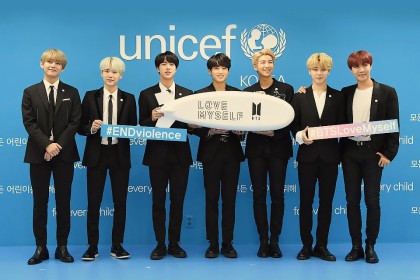 BIGHIT MUSIC Donasi 1 Miliar Won, Selebrasi Perpanjangan Kontrak BTS