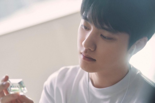 Lirik 'Somebody' D.O EXO, Lagu Pop Folk yang Heartwarming!