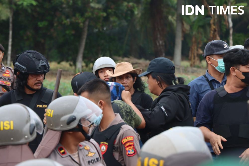 Eksekusi Lahan PT BSA, 7 Warga Lampung Tengah Bawa Sajam Diamankan