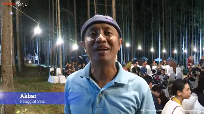 Keseruan Jokowi dan Selebriti saat Makan Malam dan Berkemah di IKN