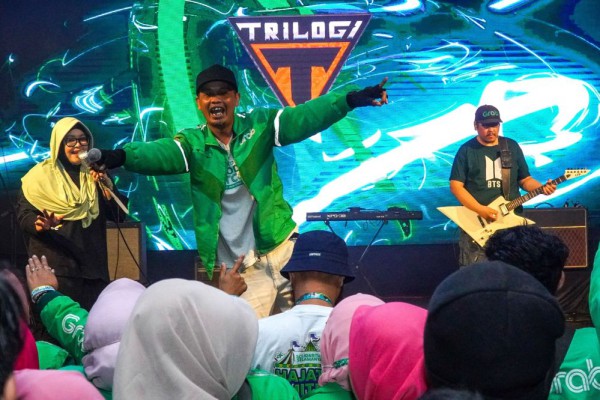 Gelar Hajatan, Ribuan Mitra Grab Kumpul di Bandung