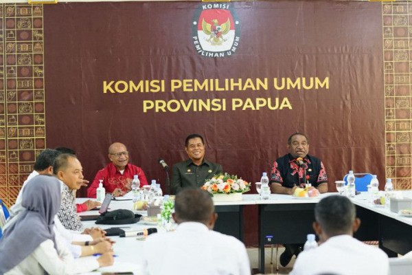 Pj Gubernur Minta KPU Papua Konsisten pada Waktu-Tahapan Pemilu 2024 