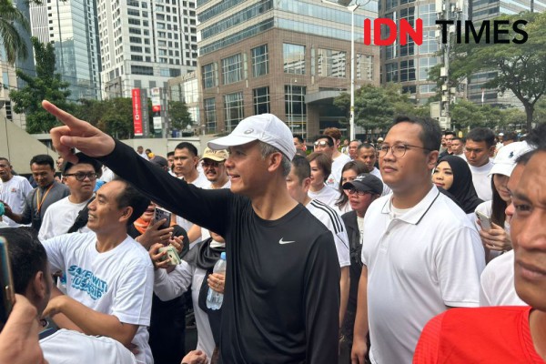 Ganjar dan Hary Tanoe Lari Pagi Bareng di CFD, Ada Ayu Ting Ting